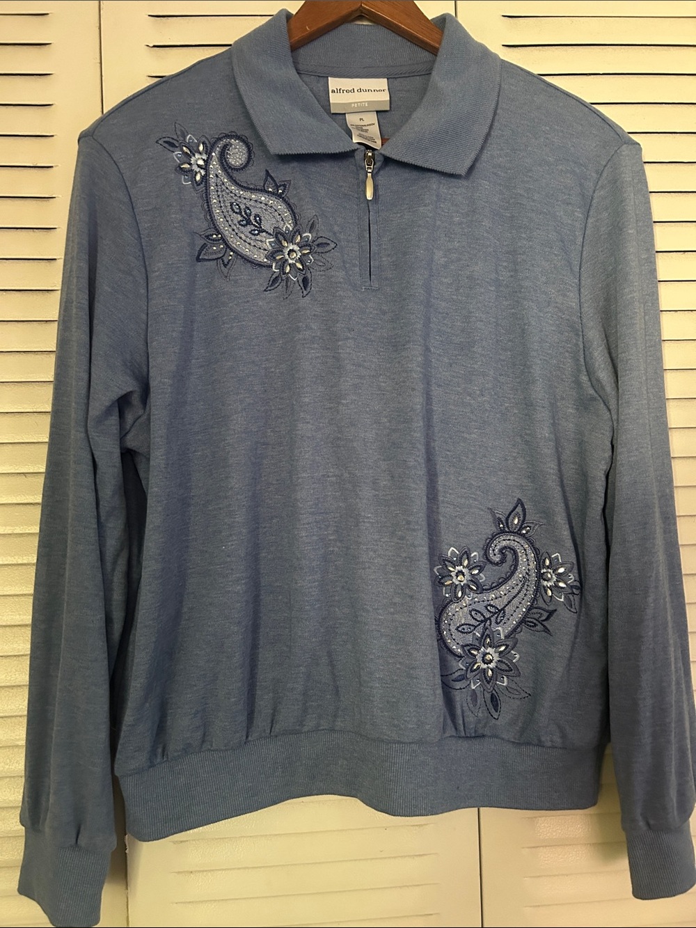 Alfred Dunner Light Blue Zip-Up Sweater with Embroidered Paisley. Petite Large.